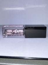 Load image into Gallery viewer, Ultra Light Lip Oil
