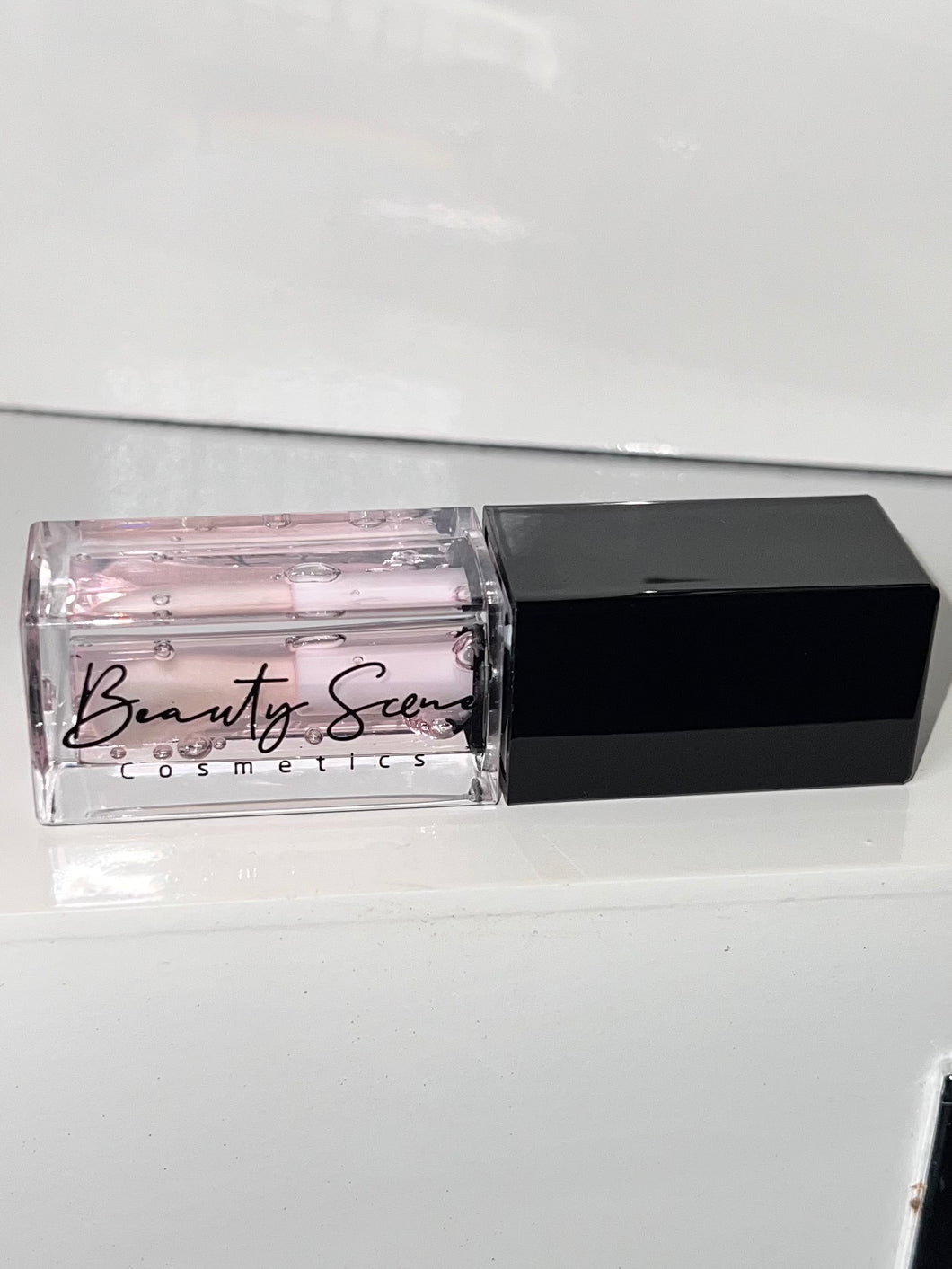 Ultra Light Lip Oil